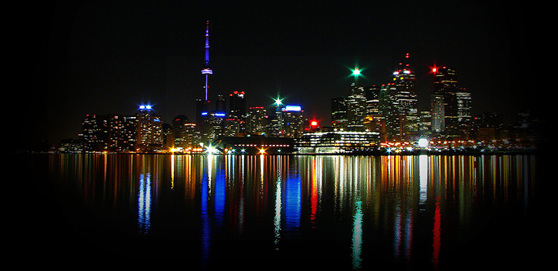 Toronto-Skyline-at-night